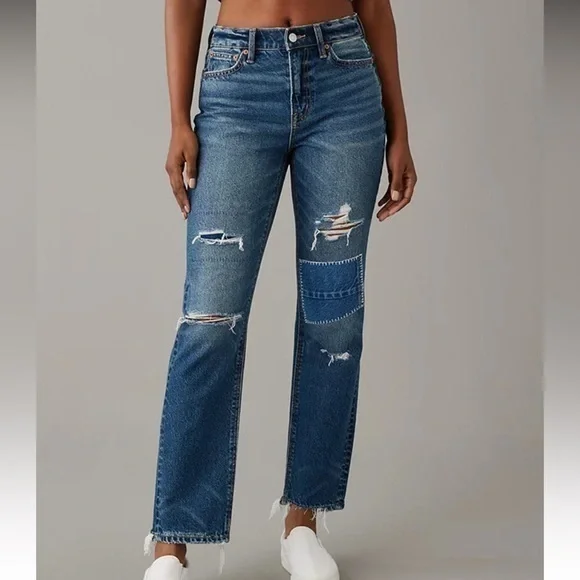 AE Strigid Super High-Waisted Ripped Ankle Straight Jean Sz 2 - Picture 1 of 10